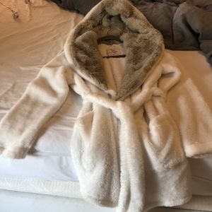 Plush Abercrombie robe